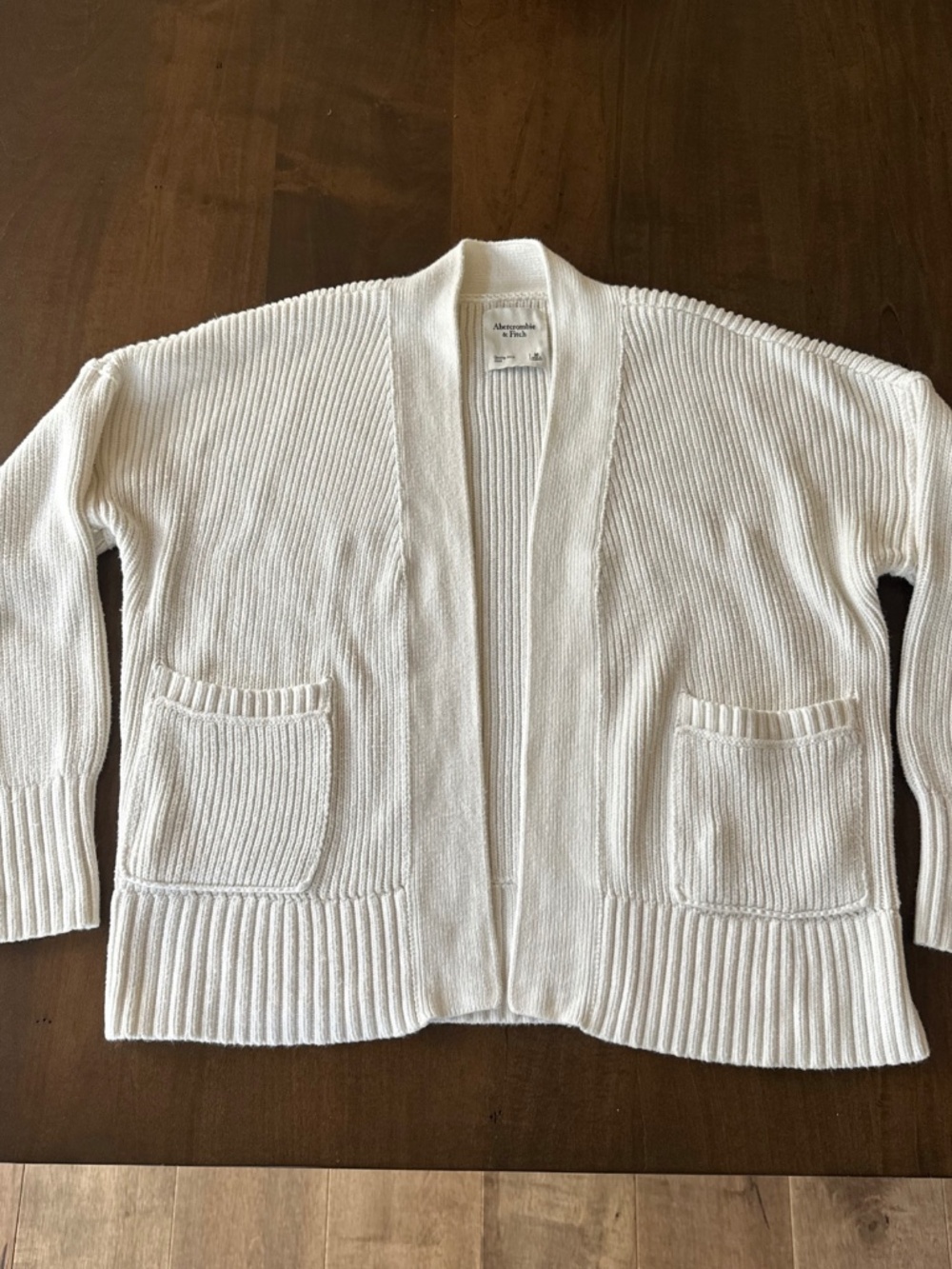 Abercrombie & Fitch Cream Cardigan Sweater Women's Sz M Open Front Knit Thick